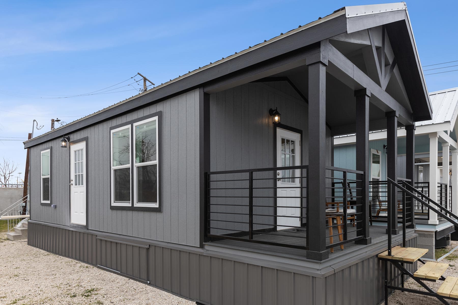 Compact Cabin 1628H - Park Model by Champion
