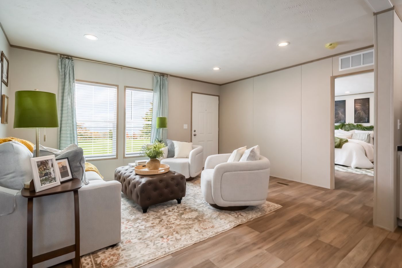 Vista 38HZN28483AH Double Wide by Horizon Homes thumbnail 4